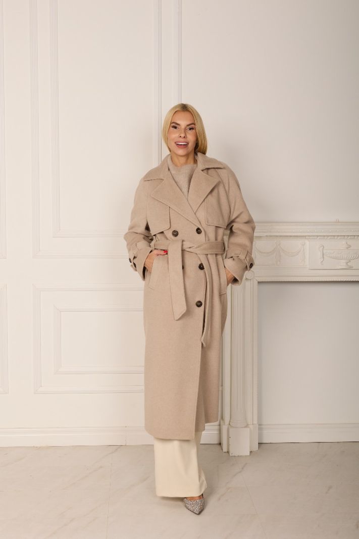 Paltas su diržu Beige