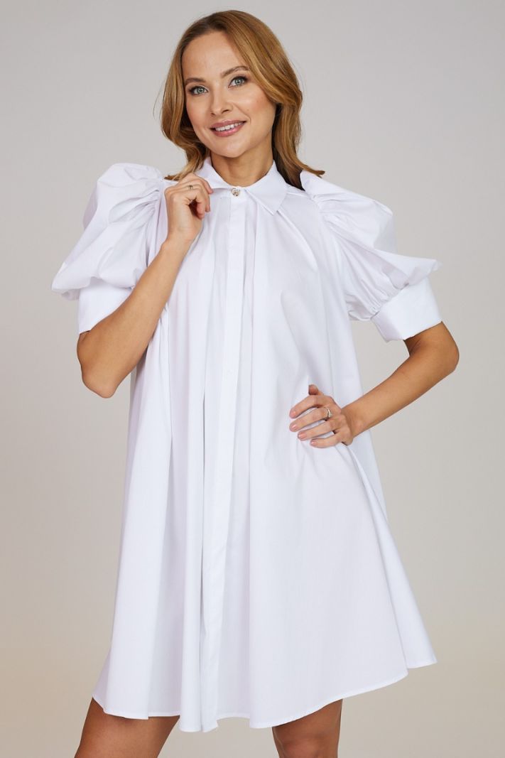 Suknelė su pūstomis rankovėmis baltos spalvos