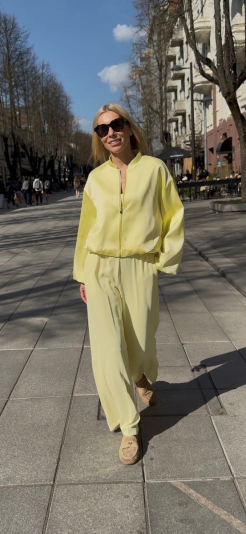 Plačios kelnės Yellow
