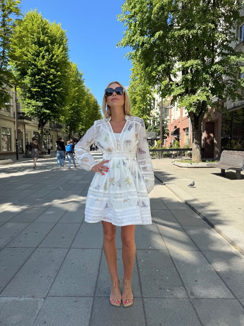 Suknelė Lace White